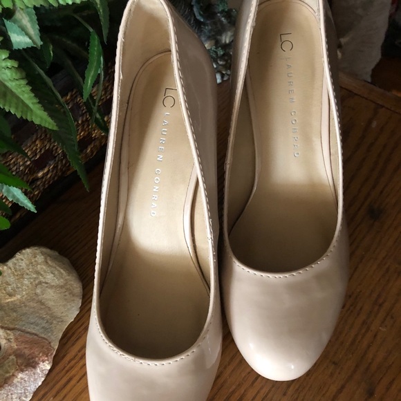 Lauren Conrad Patent Leather Heels - Picture 2 of 12